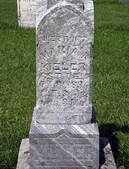 tombstone of Maria Keeler