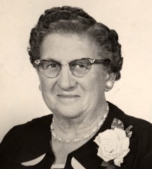 Anna Lumbrezer Anna Lumbrezer